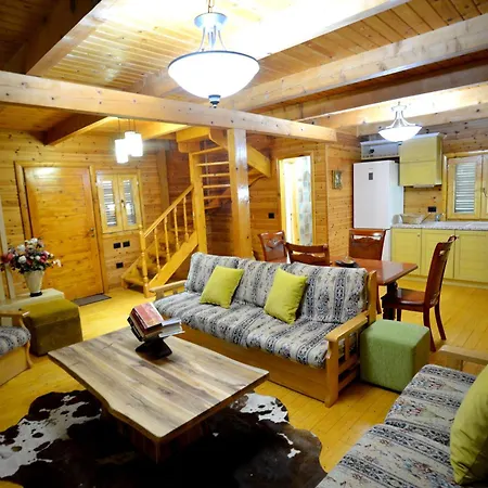 Ferma Agroturistike Gold Villa Qerek